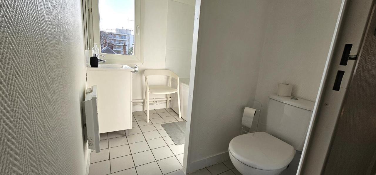 Charmant Appartement Proche Centre Ville 兰斯 外观 照片