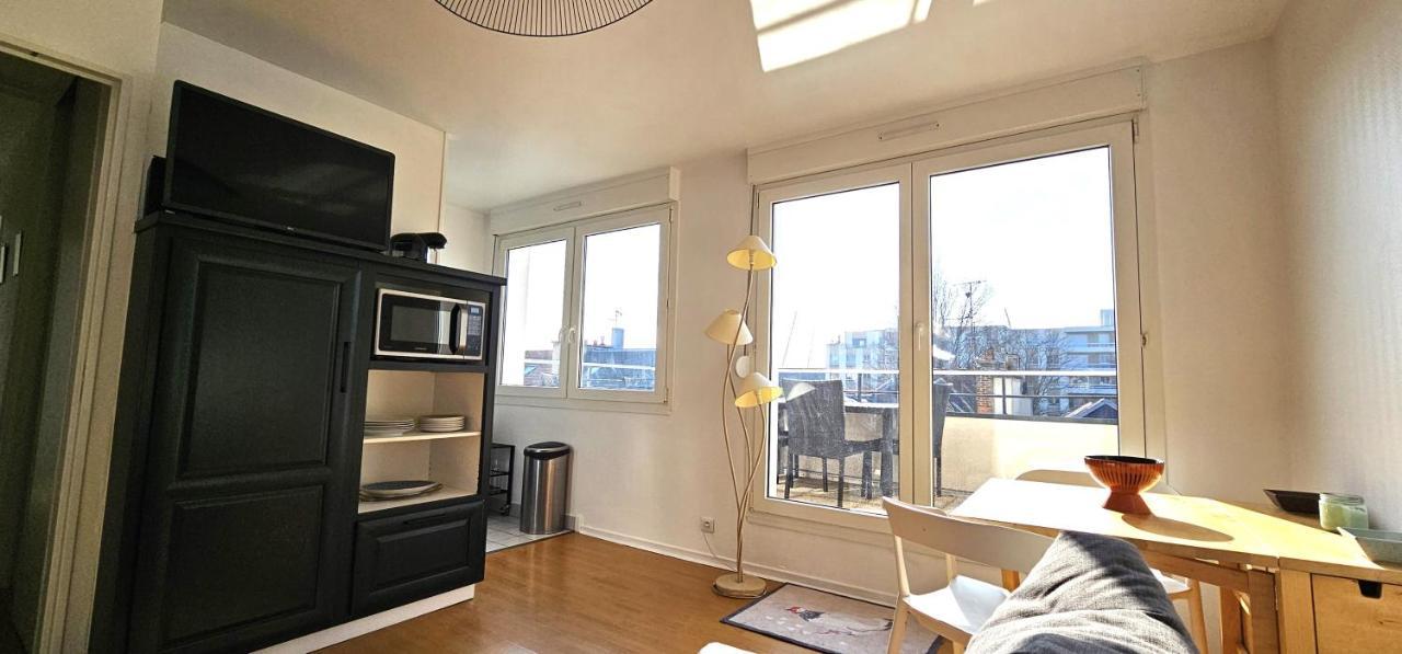 Charmant Appartement Proche Centre Ville 兰斯 外观 照片
