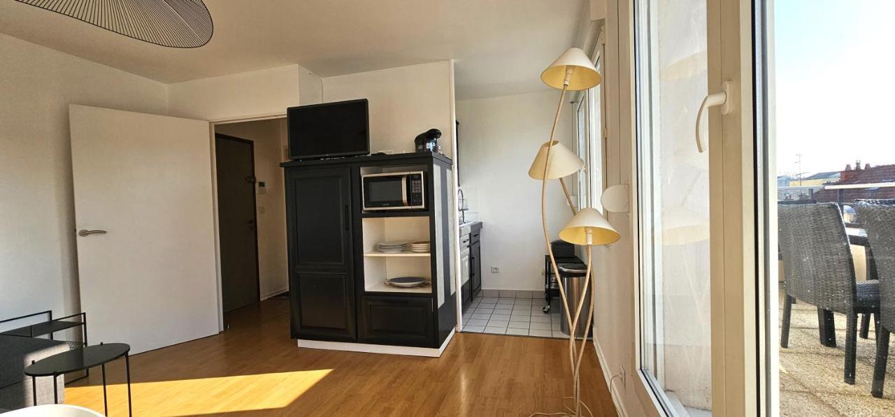 Charmant Appartement Proche Centre Ville 兰斯 外观 照片