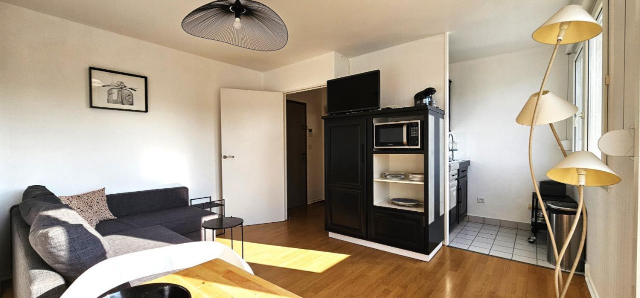 Charmant Appartement Proche Centre Ville 兰斯 外观 照片